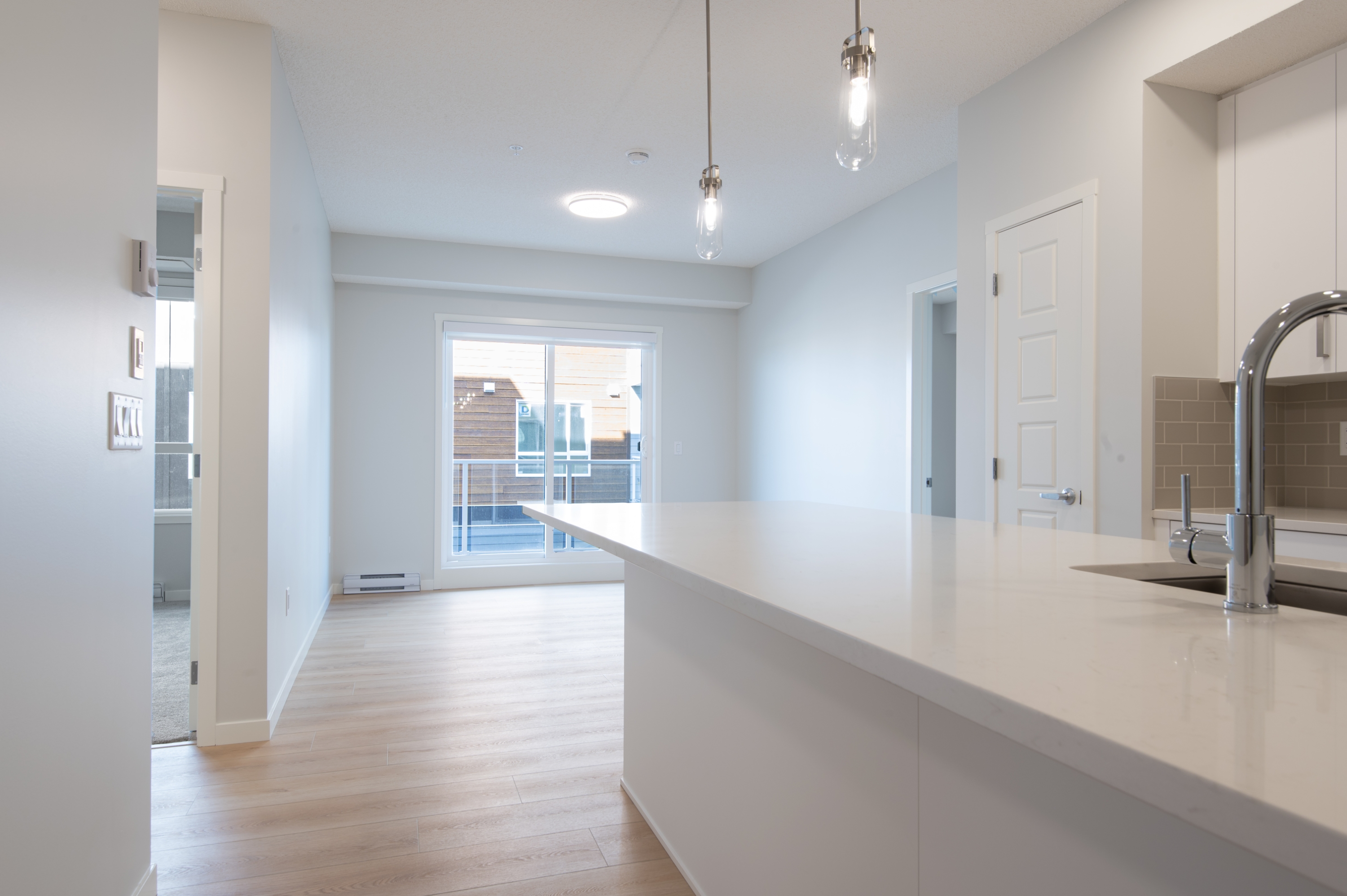 4217, 550 Belmont Street SW - 1